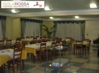 Isola Rossa מלון דירות בוסה