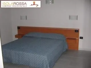 Isola Rossa מלון דירות בוסה