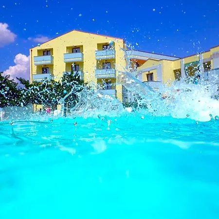 Appart hôtel Isola Rossa 3*