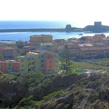 Isola Rossa Apartmanhotel 3*