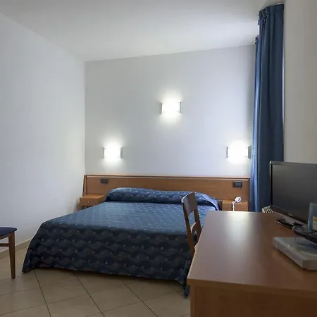 Isola Rossa Apartahotel 3*