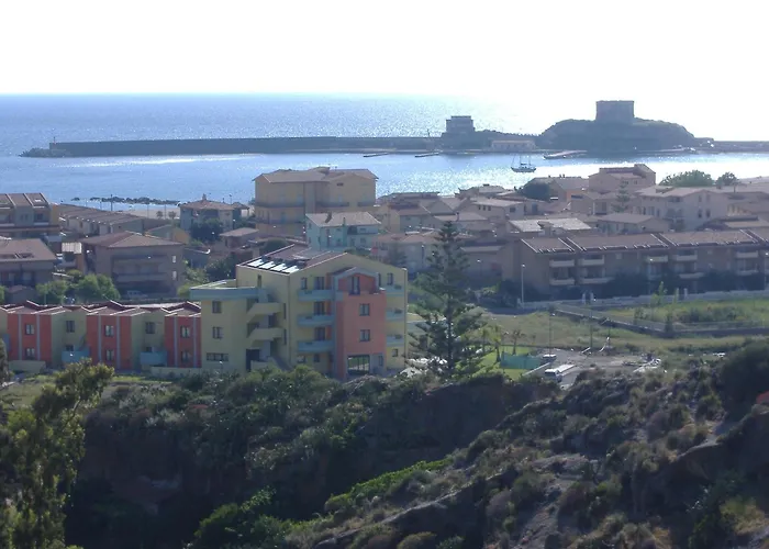 Aparthotel Isola Rossa 3*