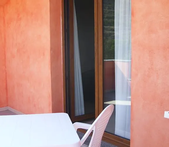 Aparthotel Isola Rossa 3*