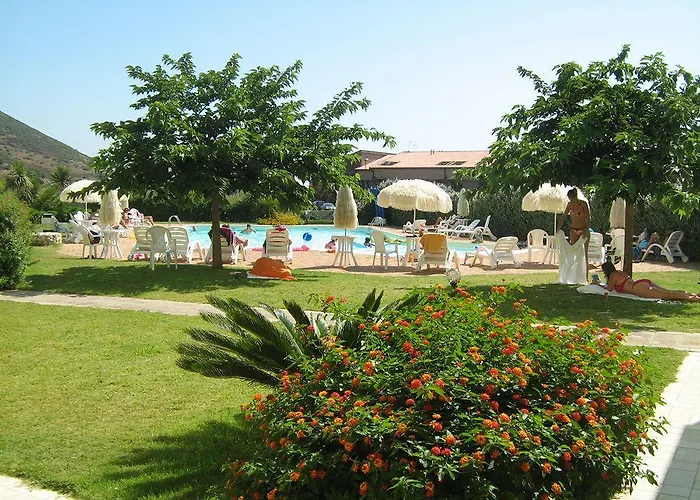 Isola Rossa Aparthotel